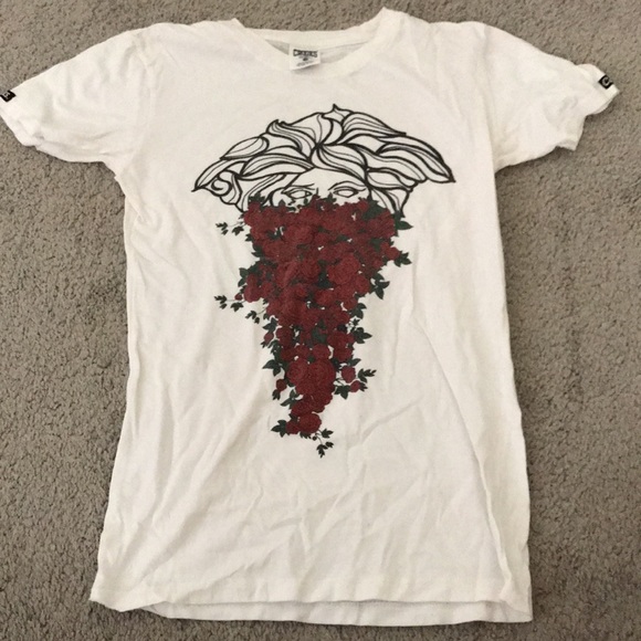 Crooks and castles t shirt - Picture 1 of 2